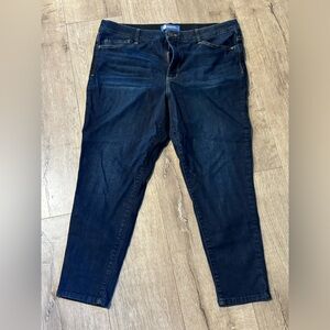 Democracy 16P “Ab”solution